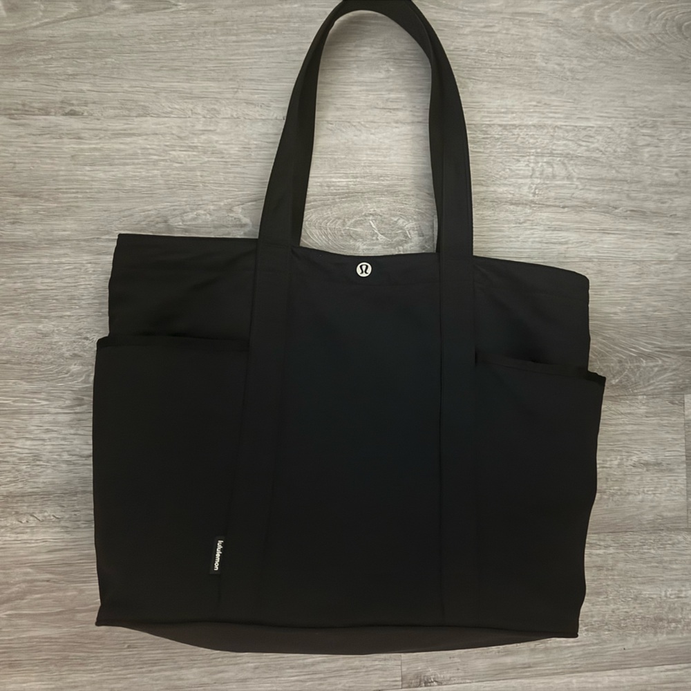 Lululemon Black Tote Bag